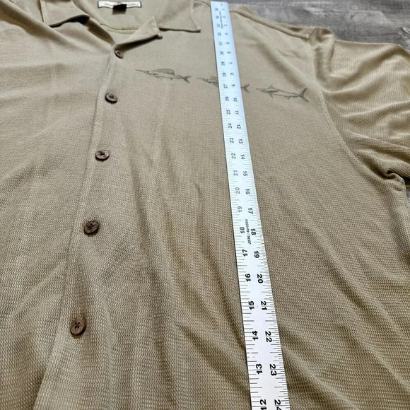 Tommy Bahama Short Sleeved Grey Green Silk & Cotton Blend Marlin Shirt in XL - Picture 6 of 8